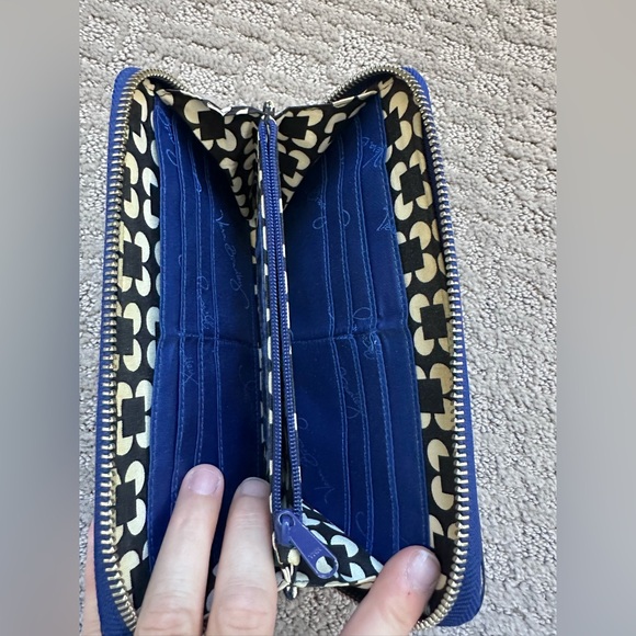 Vera Bradley Cobalt Blue Zip Wallet - Picture 5 of 9